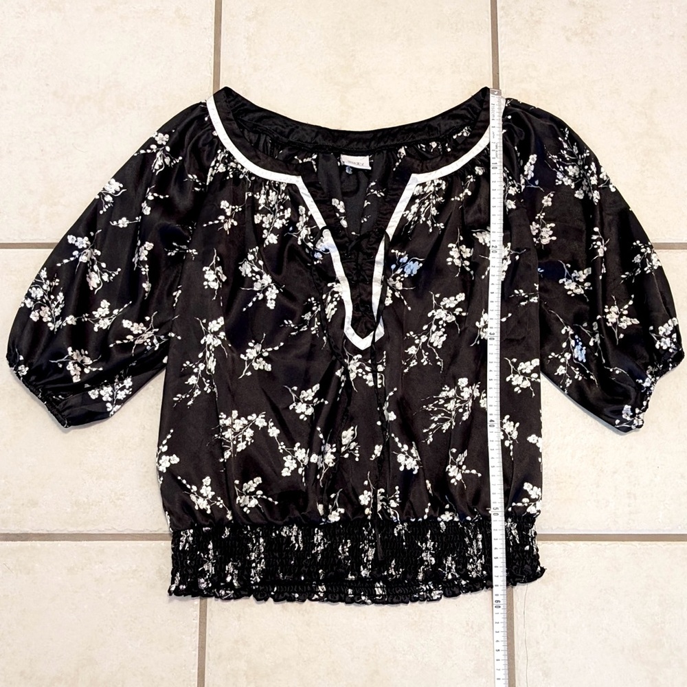 Size XL Y2K Suzy Shier Lace Up Floral Black and White Peasant Blouse Fairycore - Picture 10 of 14